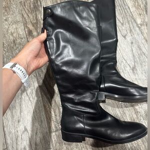 Black Leather Knee-High Boots Divina Venezia